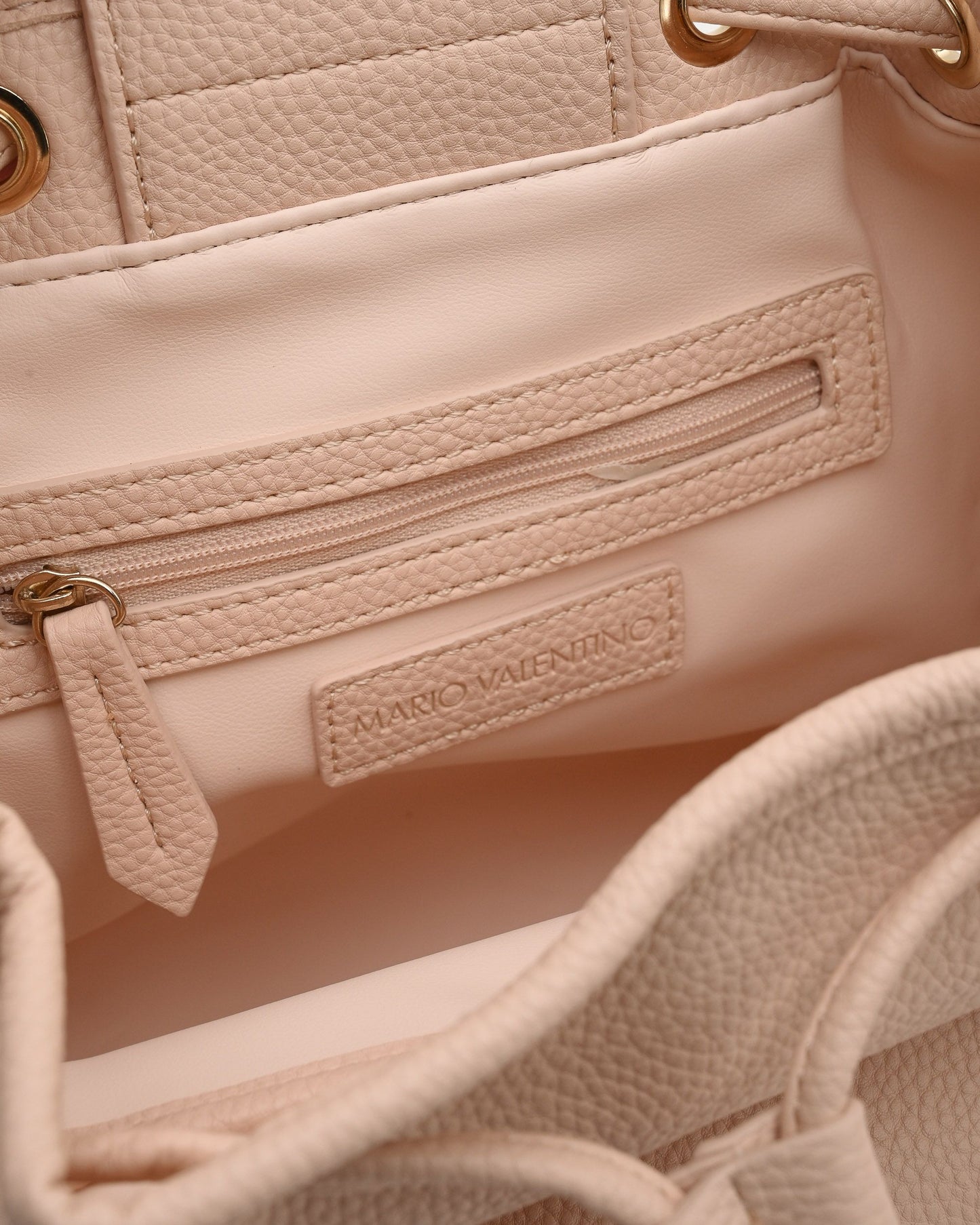 Valentino Womens Handbag VBS7LX04 030