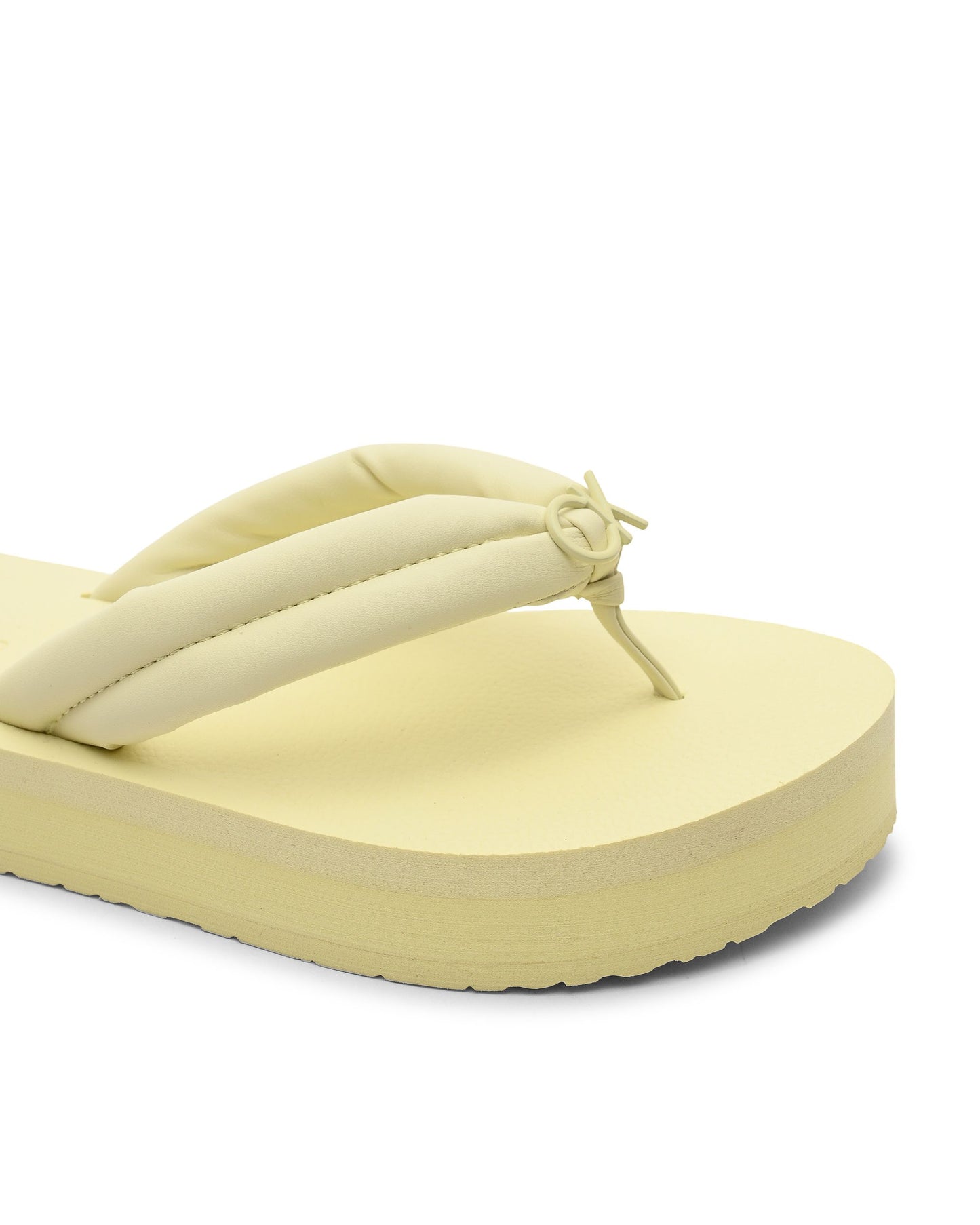 Calvin Klein Womens Flip Flops HW0HW02063ZCW