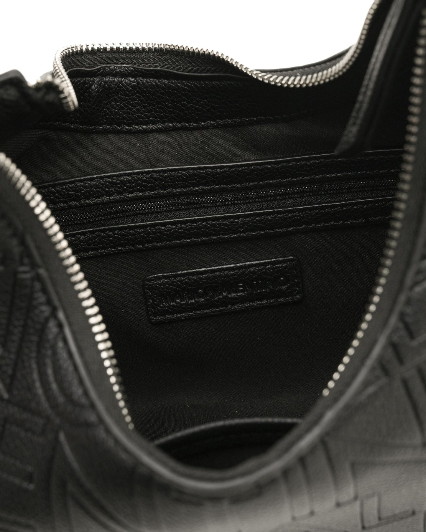 Valentino Womens Shoulder Bag VBS90A07 001