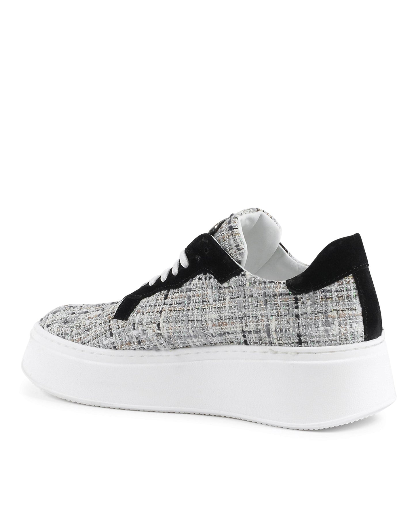 Challenging Boucle Sneaker - Black