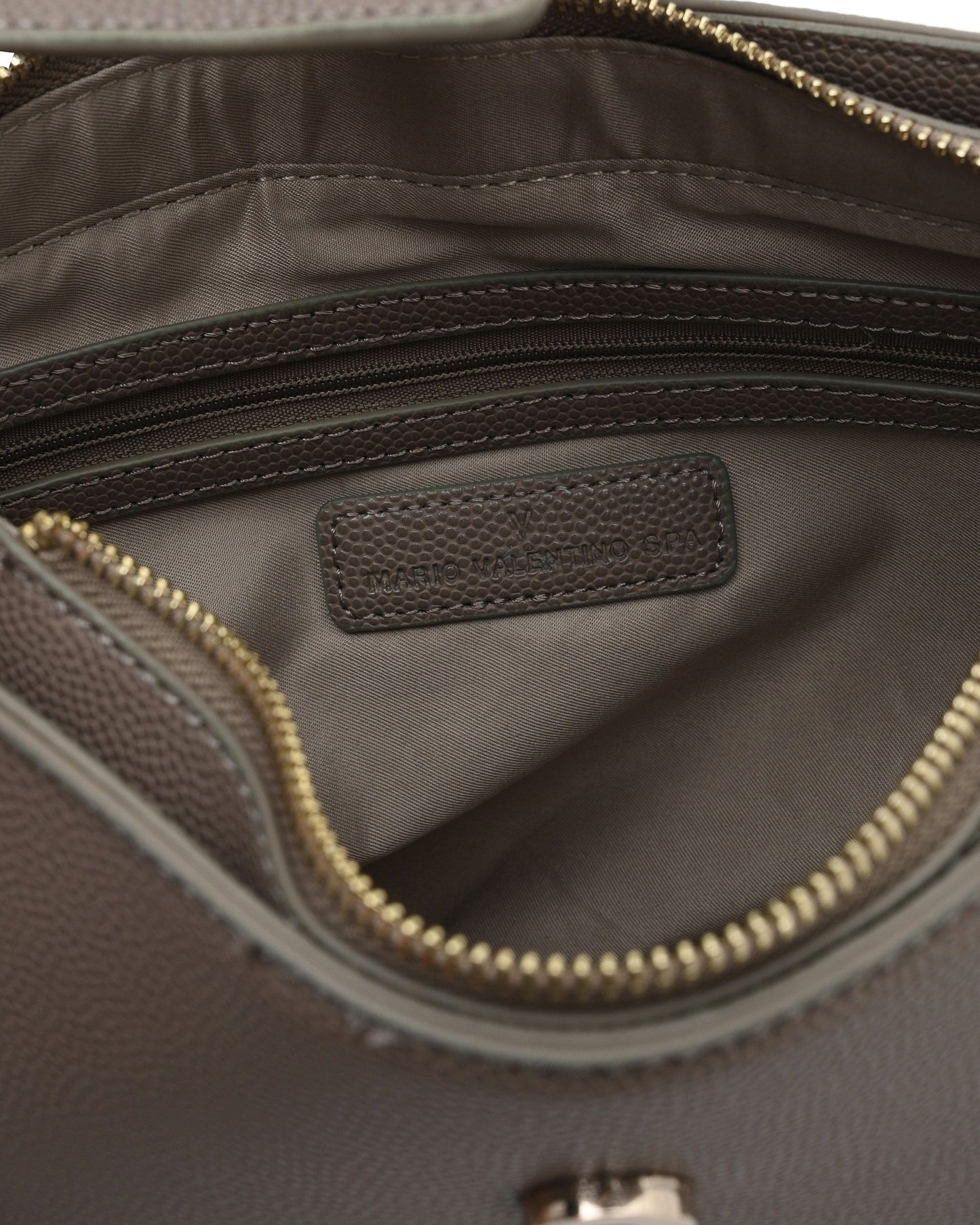 Valentino Womens Shoulder Bag VBS1R410G 259