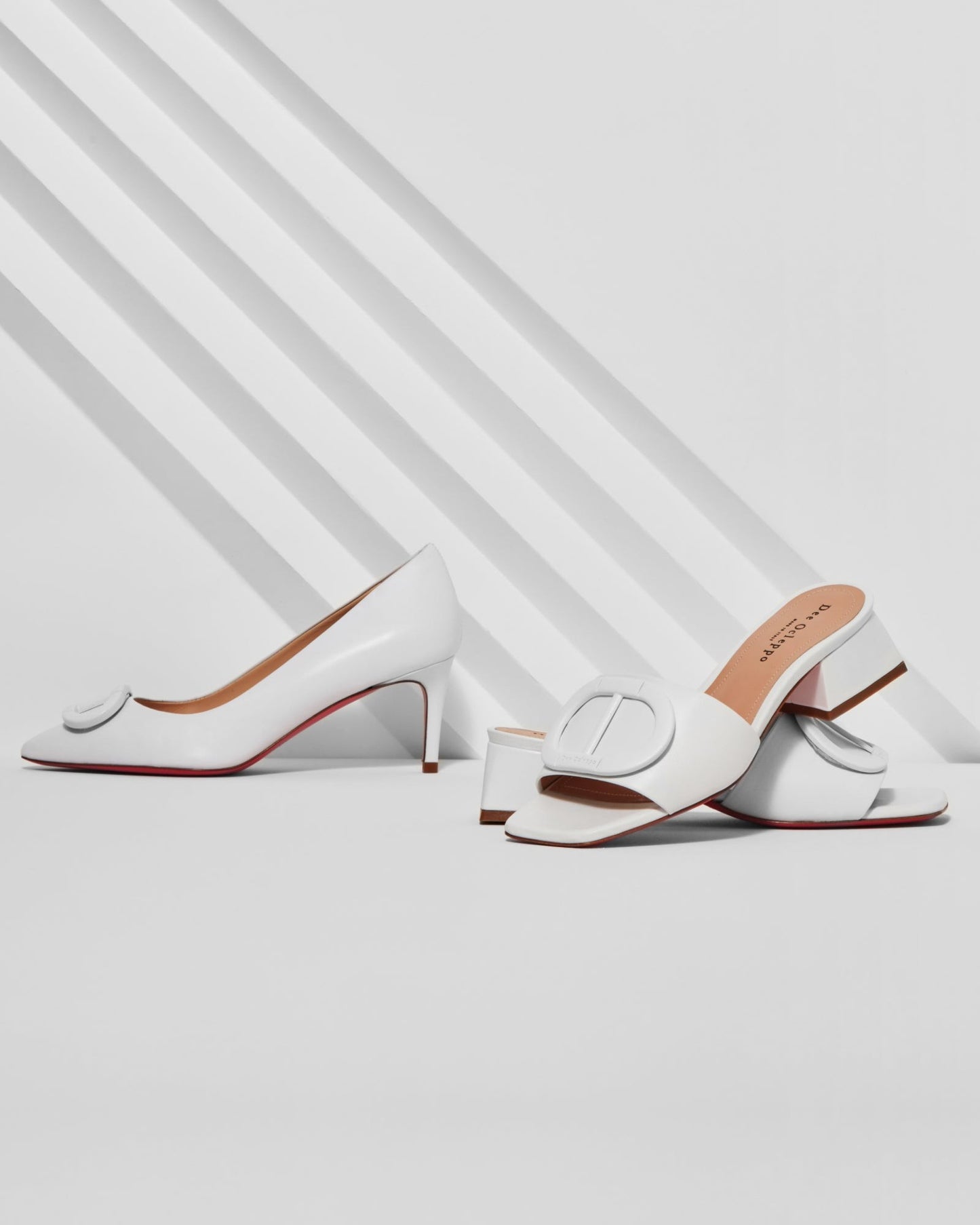 Dizzy Logo Mule - White